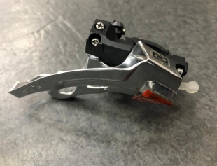 Shimano SLX FD-M670 10-speed Triple Front Derailleur, Top Swing, Dual-Pull