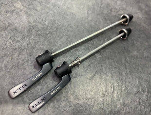 Shimano XTR M950 Mountain Bike Skewer Set 100mm 135mm Quick Release