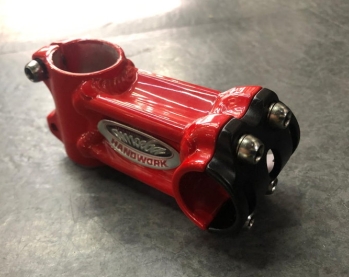 Amoeba 25.4mm High Performance Stem Red