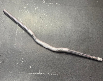 Amoeba Aluminium Handlebar 25.4mm x 670mm Silver