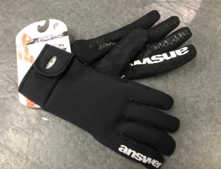 Answer Strike Golves