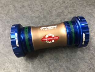 FSA K-Force Light Ceramic Revolution BSA 70/68mm Road MegaExo Bottom Bracket