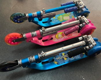 HUDORA 125 Folding Kick Scooter for children 3-wheels