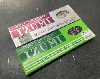 Izumi Standard Track 1/2 x 1/8" Chain
