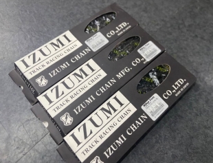 Izumi x Mash SF JetBlack Track 1/2 x 1/8" Chain