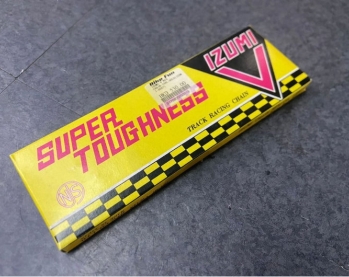 Izumi V Super Toughness NJS Track 1/2 x 1/8" Chain