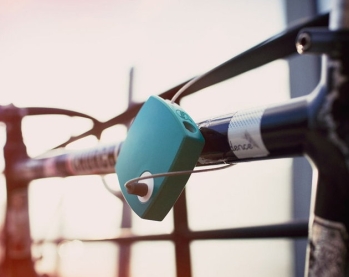 Knog Milkman Lock w/2 keys|Retractable Bicycle Lock |Pocket Bike Lock