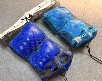 Sports Kids Knee, Elbow Pads, Anti Slip Guards for Children M Blue