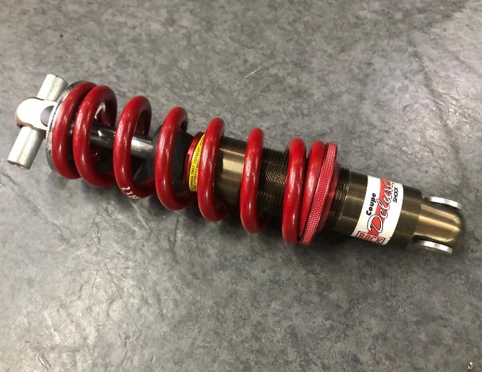 Rockshox Coupe Deluxe Rear Coil Shock: RED Spring - 7.125" 350 x 2.0 Rockshox Coupe Deluxe Rear Coil Shock: RED Spring - 7.125" 350 x 2.0