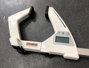 Selle Italia idmatch Smart Calipers - Digital Saddle Size Measurement Tool