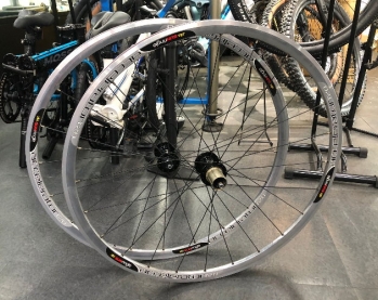 Sunringle Accelerator R2.0 Road Alloy Wheelset Silver 700c QRx100/130mm