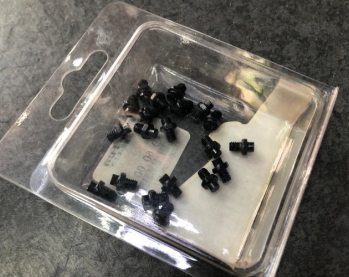 Wellgo R-Pins Pedal Pins Color Option (20 Pcs)