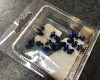 Wellgo R-Pins Pedal Pins Color Option (20 Pcs)