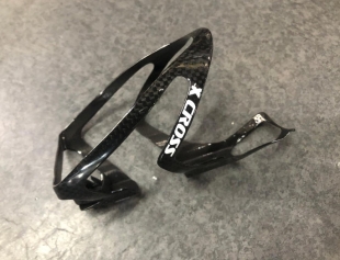XCross SL1 UD Carbon Bottle Cage
